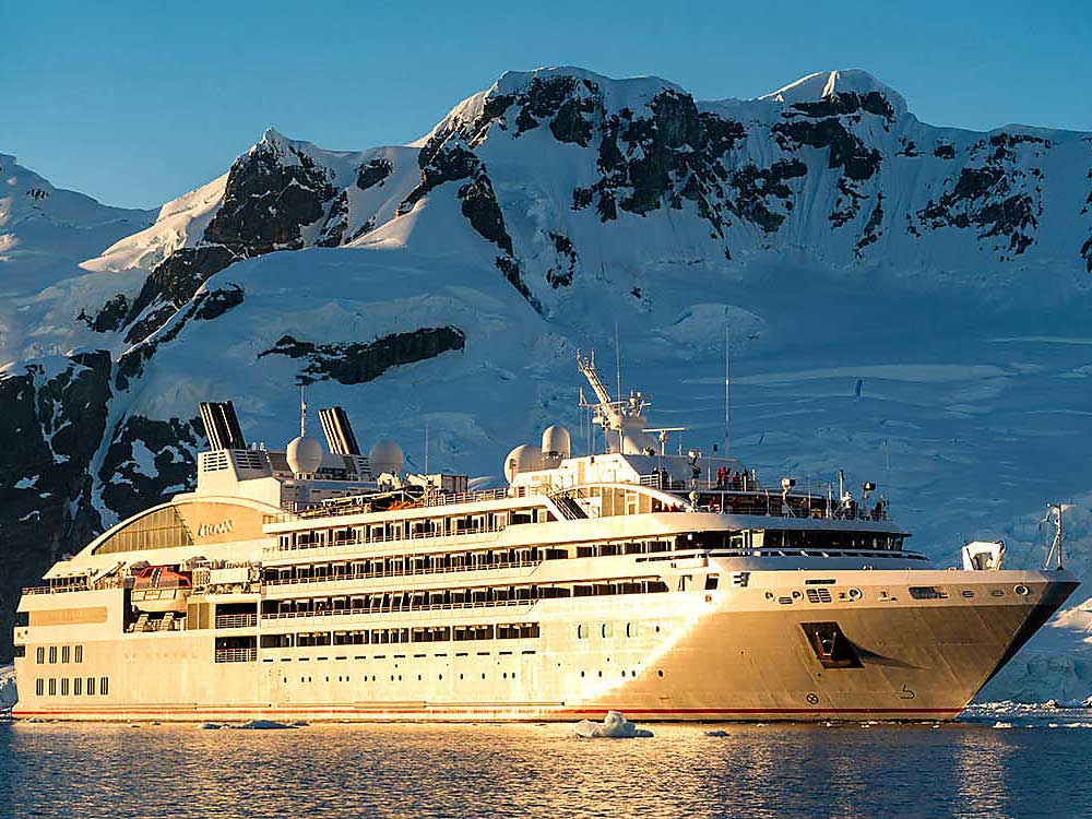 Selectour Carol' Voyages Nous vous ferons aimer le monde ponant navire lyrial 1