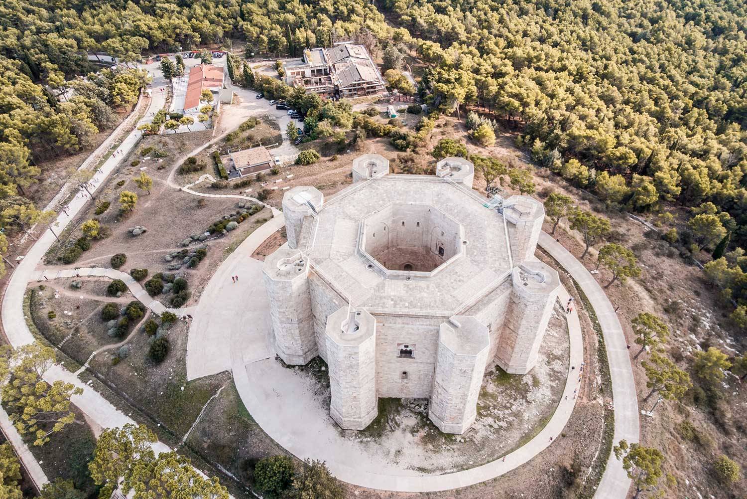 Selectour Carol' Voyages Nous vous ferons aimer le monde italie pouilles castel del monte