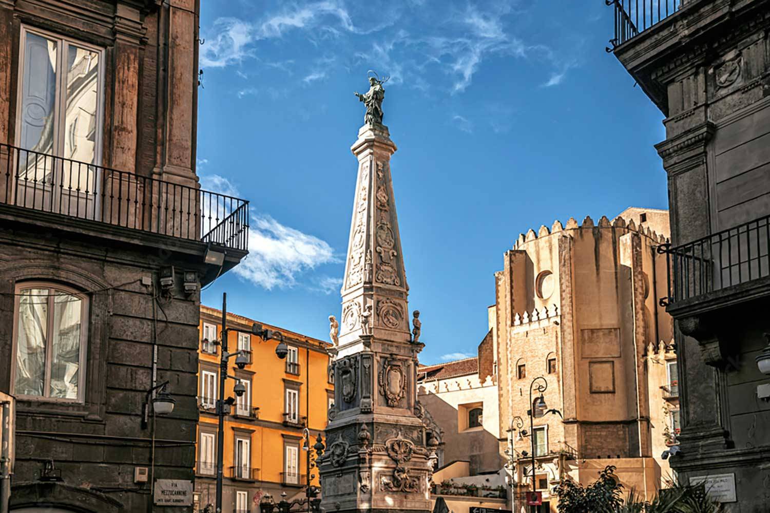Selectour Carol' Voyages Nous vous ferons aimer le monde italie naples piazza san domenico