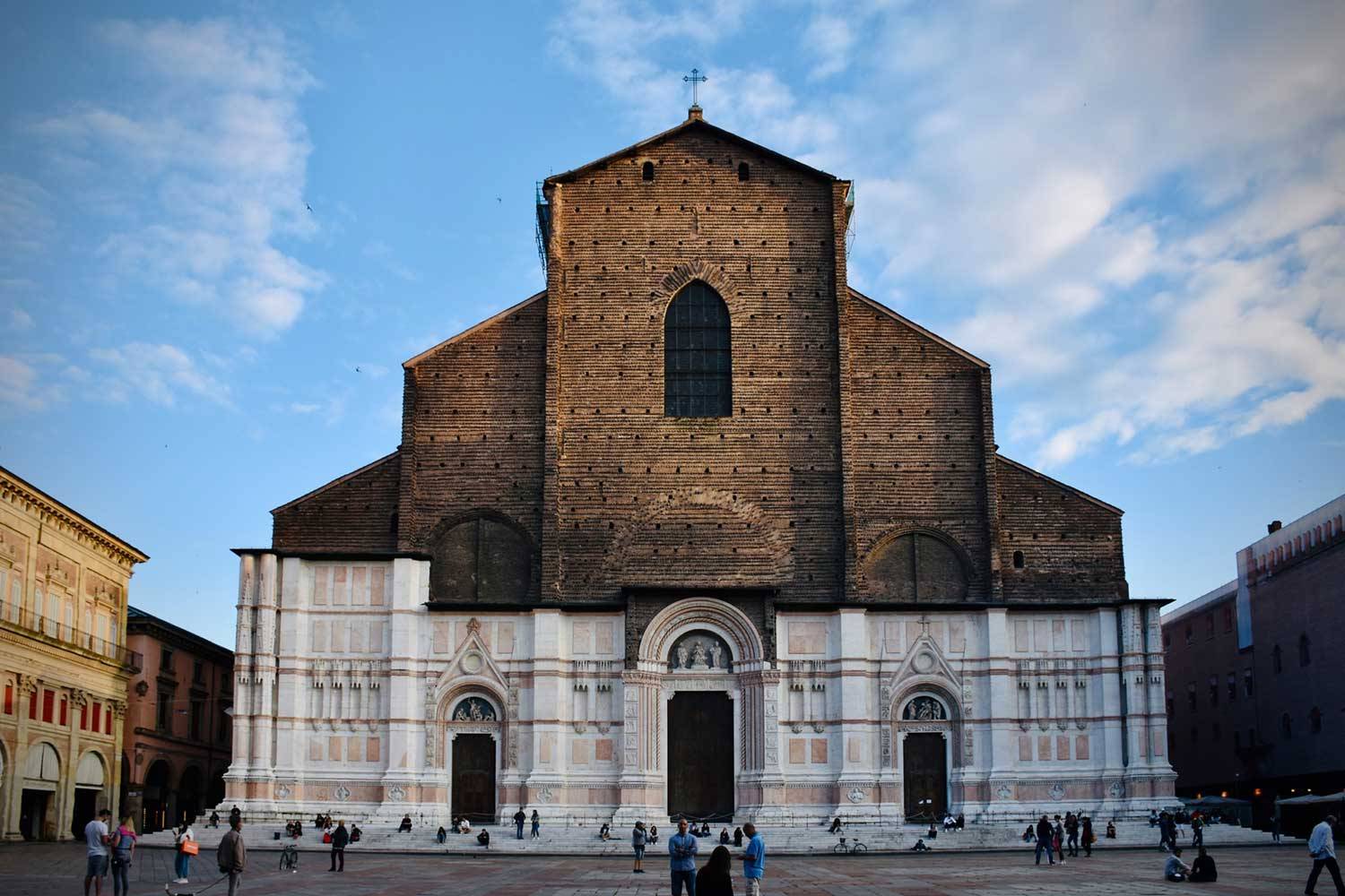Selectour Carol' Voyages Nous vous ferons aimer le monde italie bologne basilique san petronio